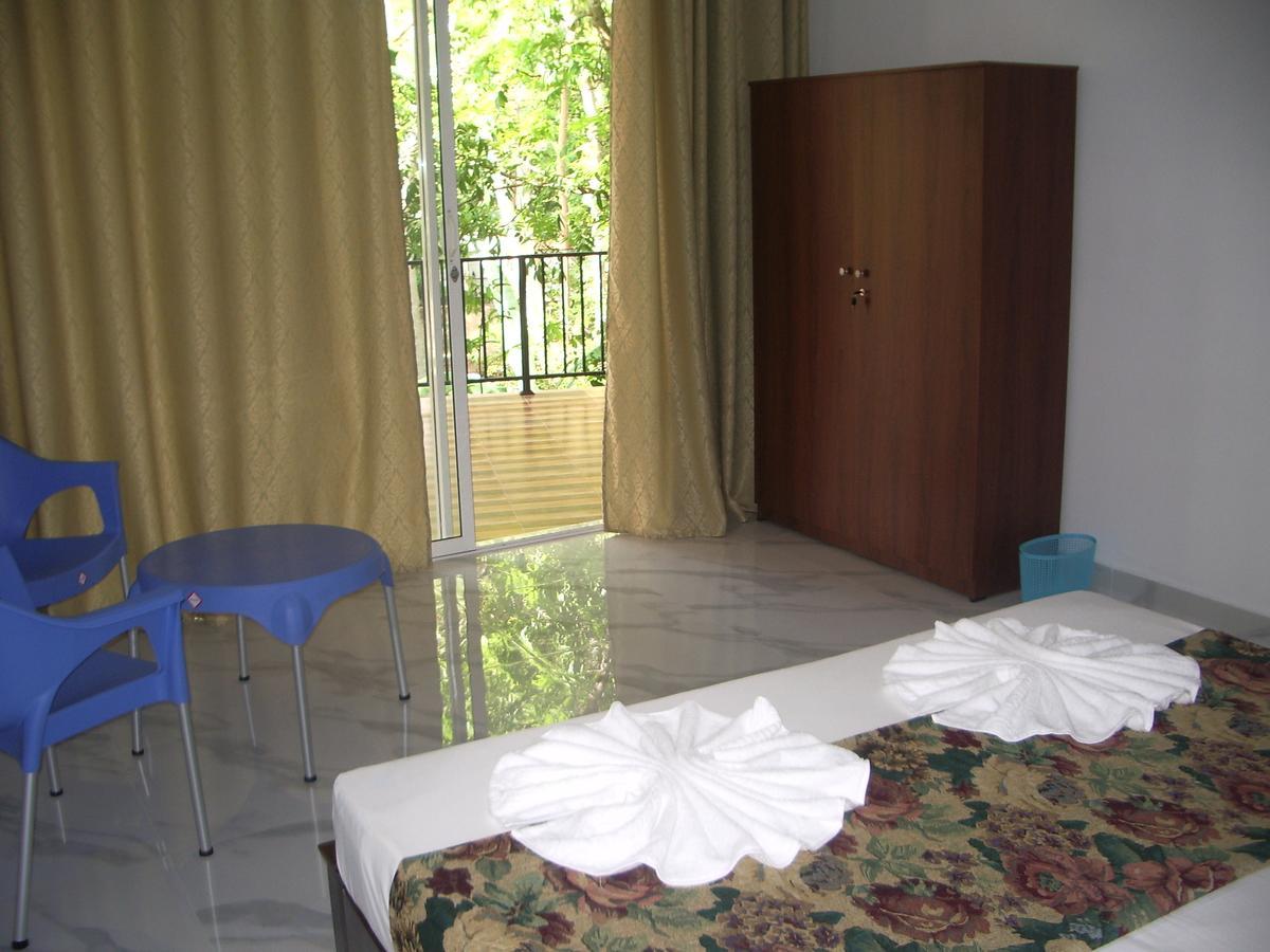 Hotel "Diana" Hikkaduwa Exterior foto